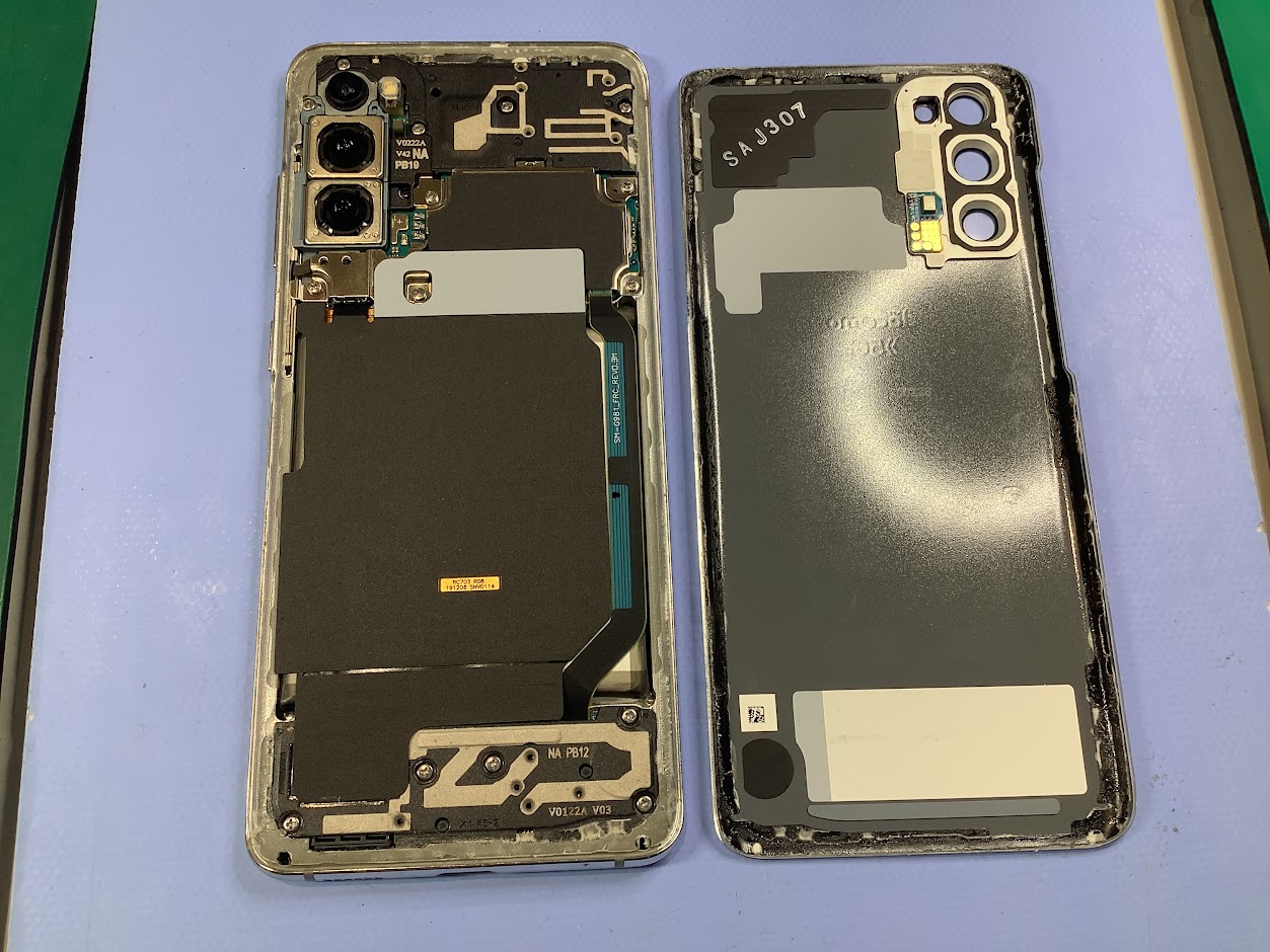 Galaxy S20のバッテリー交換ならデータをそのまま・最短即日修理のスマホ修理工房ラザウォーク甲斐双葉店にご相談ください！
